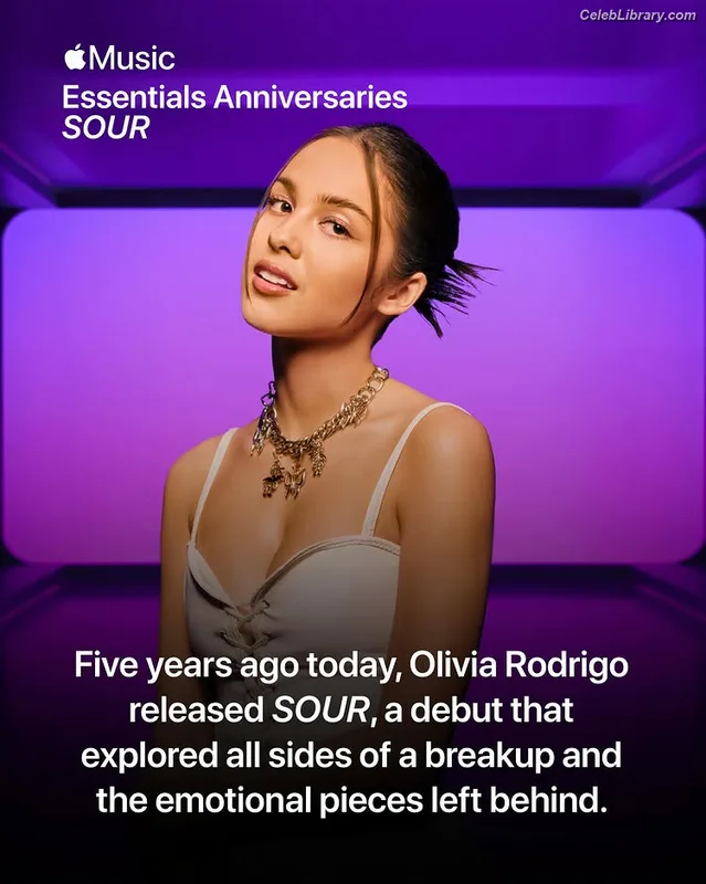 Olivia Rodrigo photo 18 of 3933