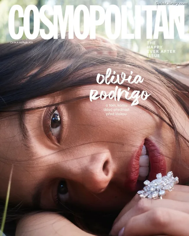 Olivia Rodrigo photo 19 of 3933