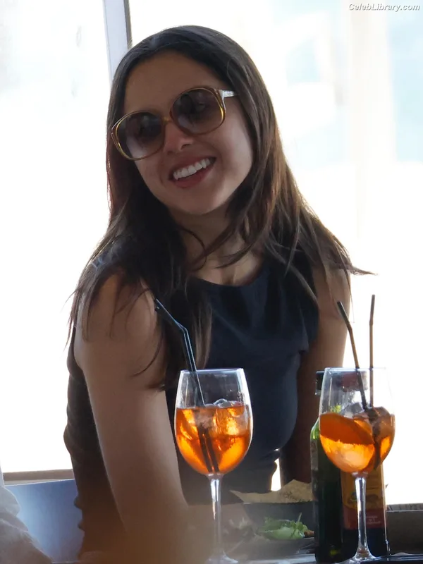 Olivia Rodrigo photo 19 of 3933