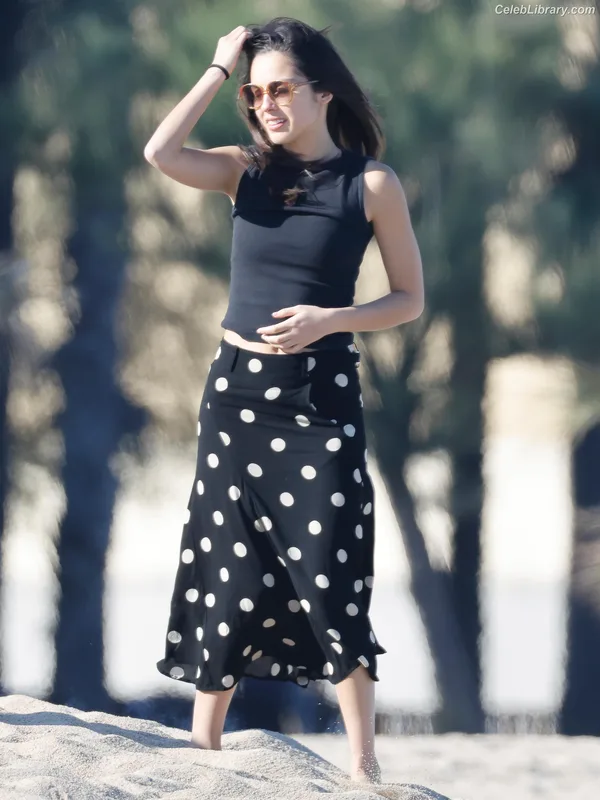 Olivia Rodrigo photo 3 of 3933