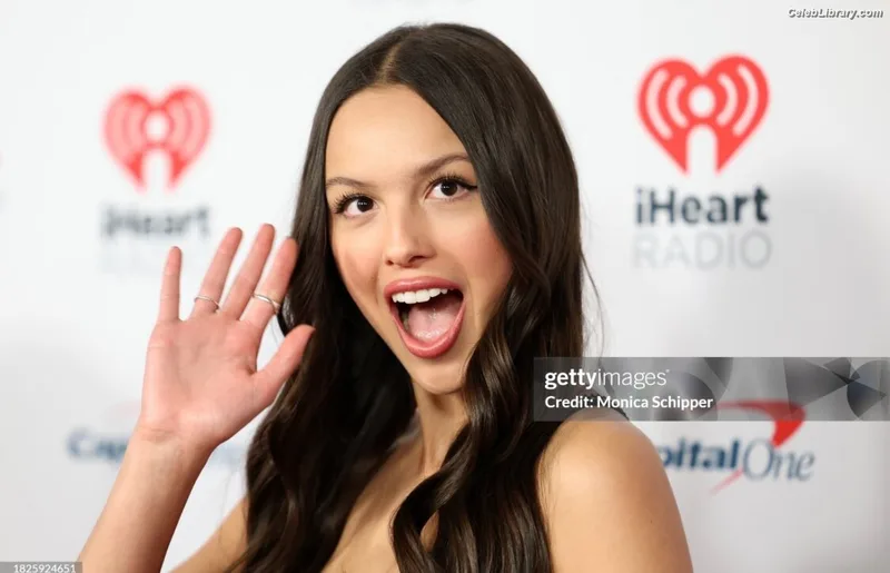 Olivia Rodrigo photo 20 of 3933