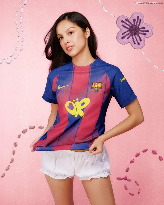 Olivia Rodrigo photo 16 of 3933