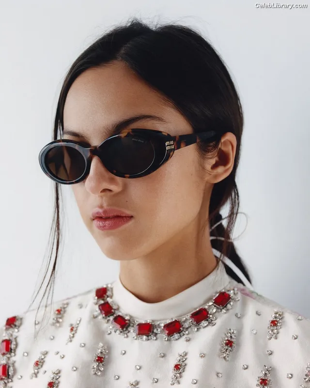 Olivia Rodrigo photo 18 of 3933