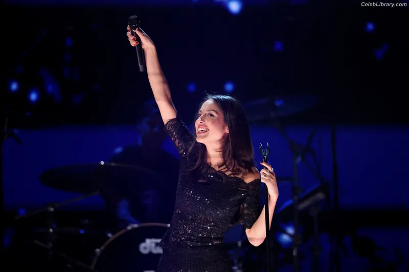 Olivia Rodrigo photo 18 of 3933