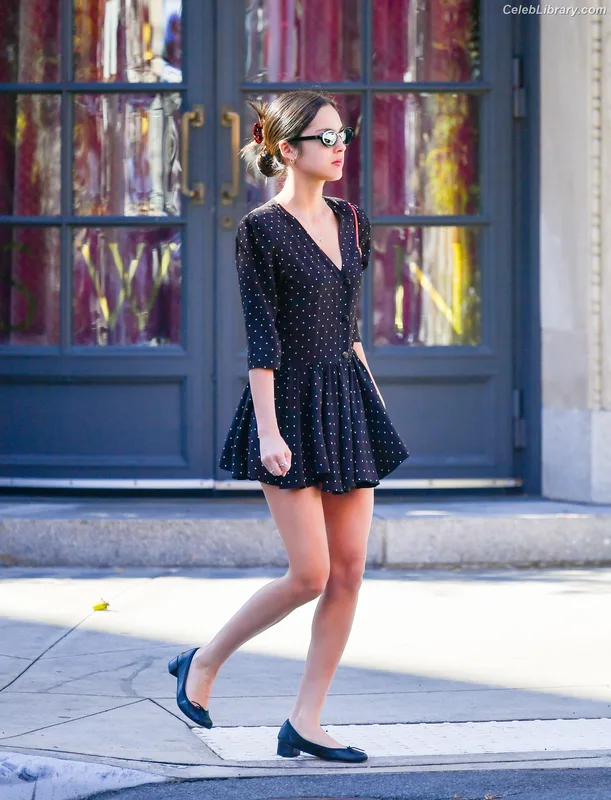 Olivia Rodrigo photo 23 of 3933