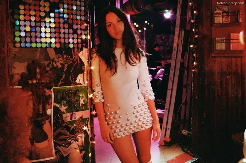 Olivia Rodrigo photo 15 of 3933