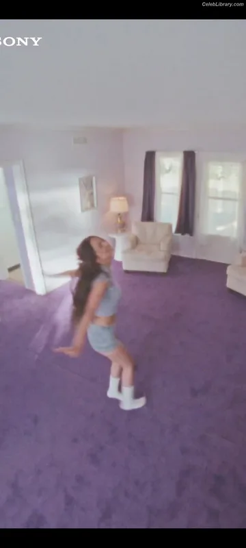Olivia Rodrigo photo 20 of 3933
