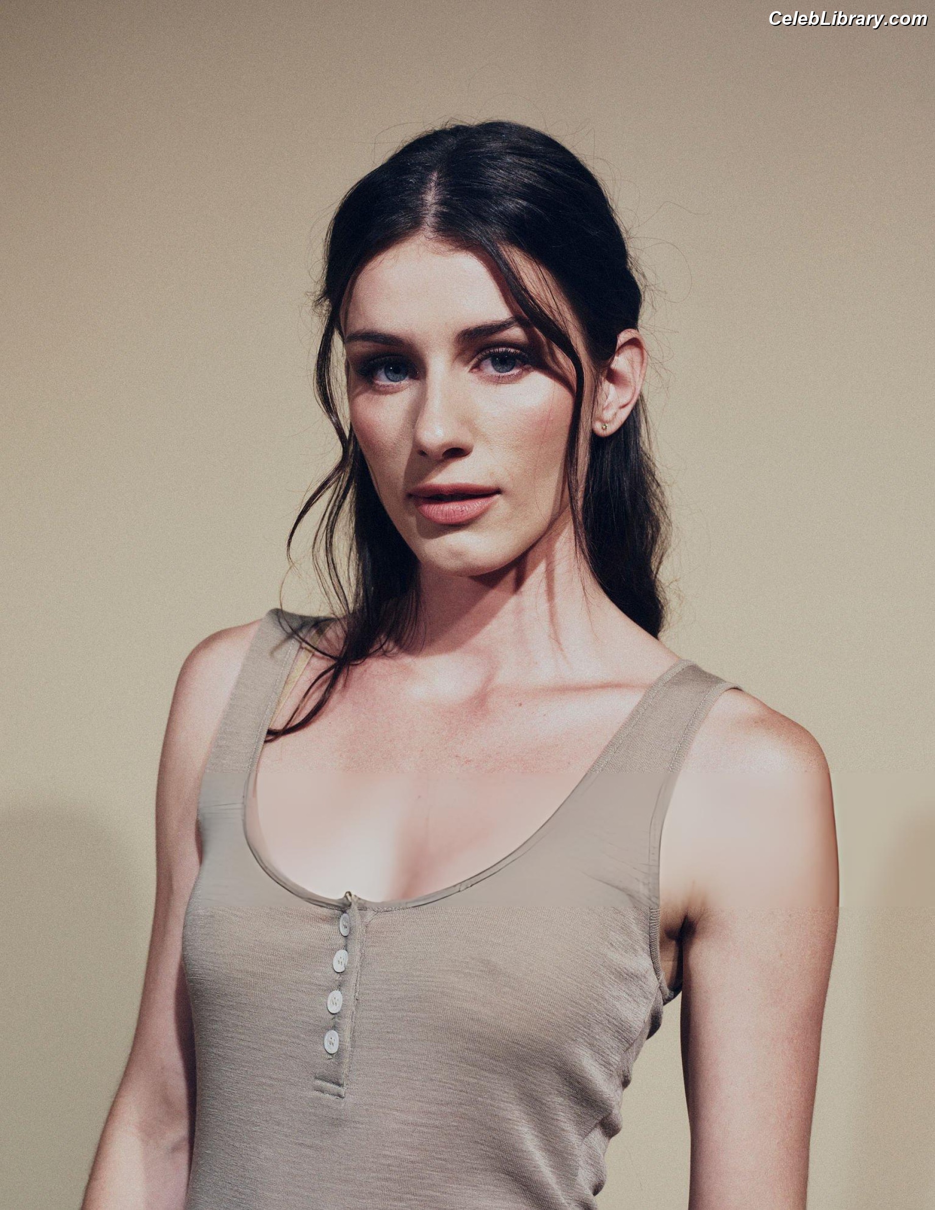 Olivia Rouyre photo 2 of 33