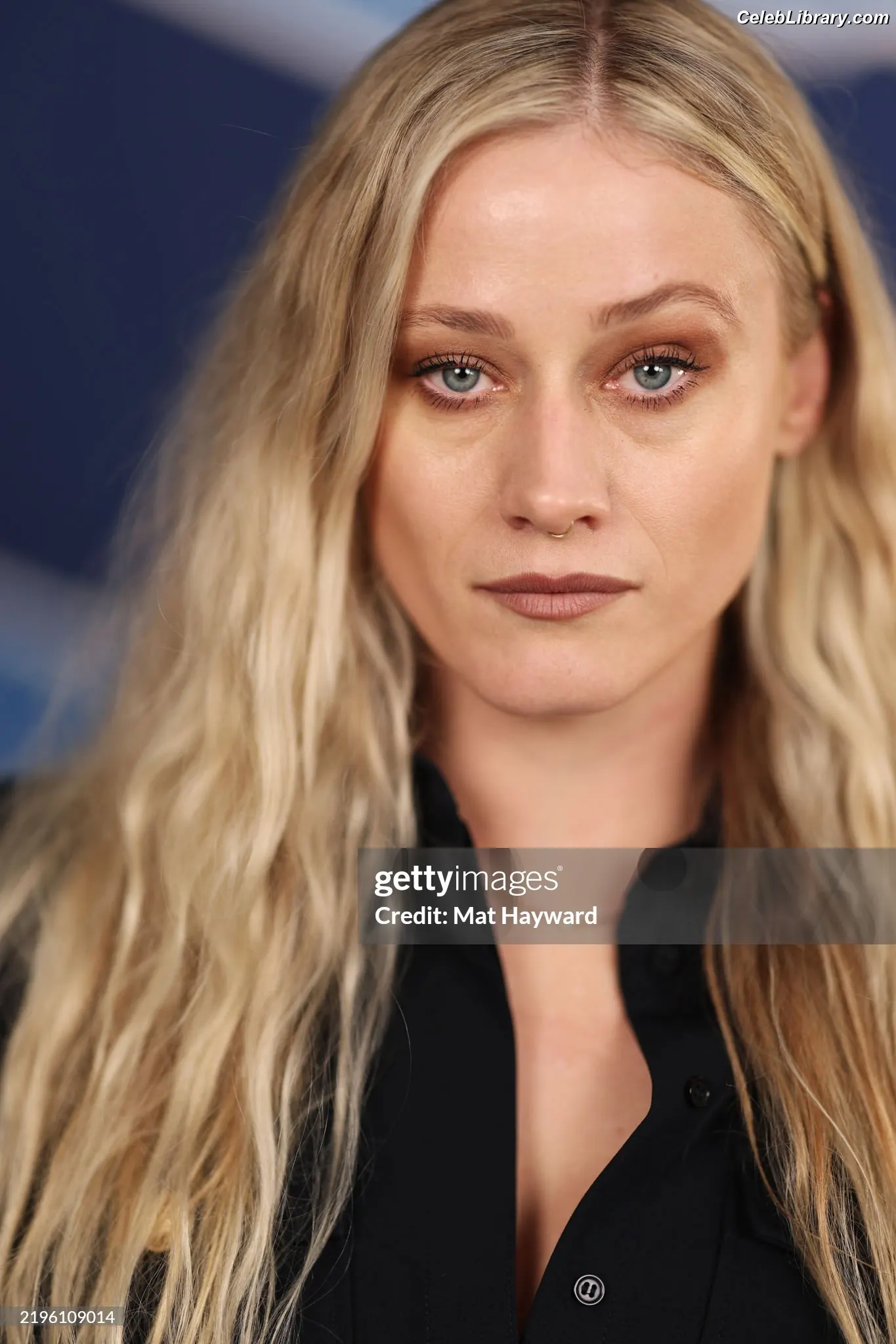 Olivia Taylor Dudley photo 23 of 290