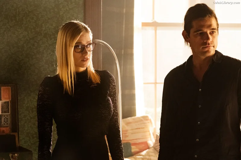 Olivia Taylor Dudley photo 9 of 285