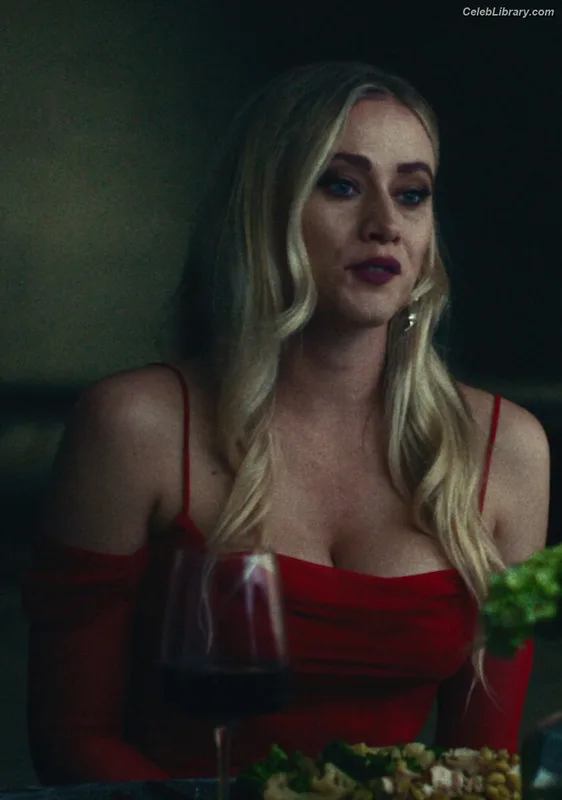 Olivia Taylor Dudley photo 3 of 285