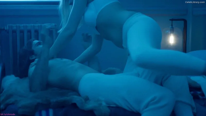 Olivia Taylor Dudley photo 15 of 285