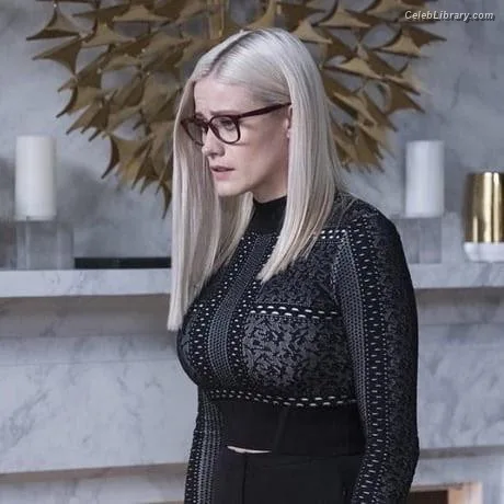 Olivia Taylor Dudley photo 7 of 285