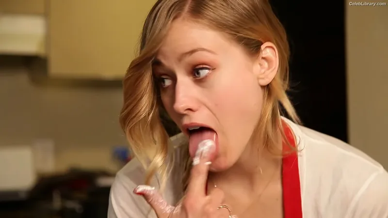 Olivia Taylor Dudley photo 19 of 285