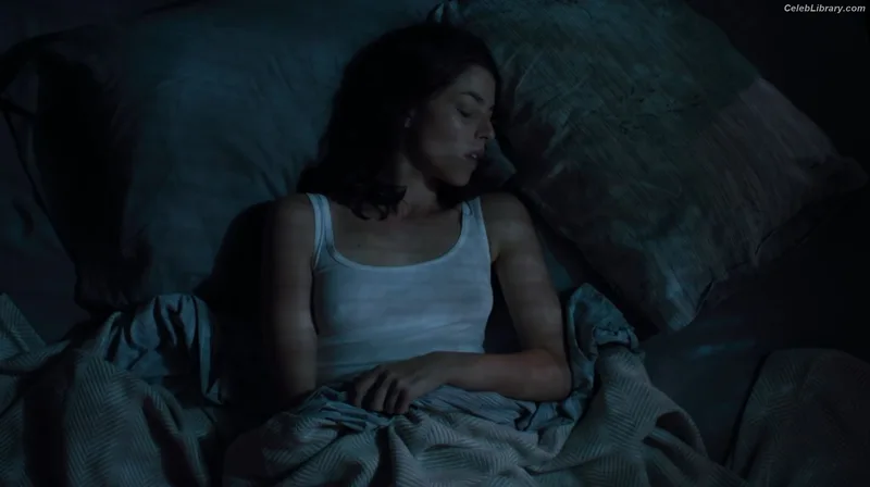 Olivia Thirlby photo 15 of 19