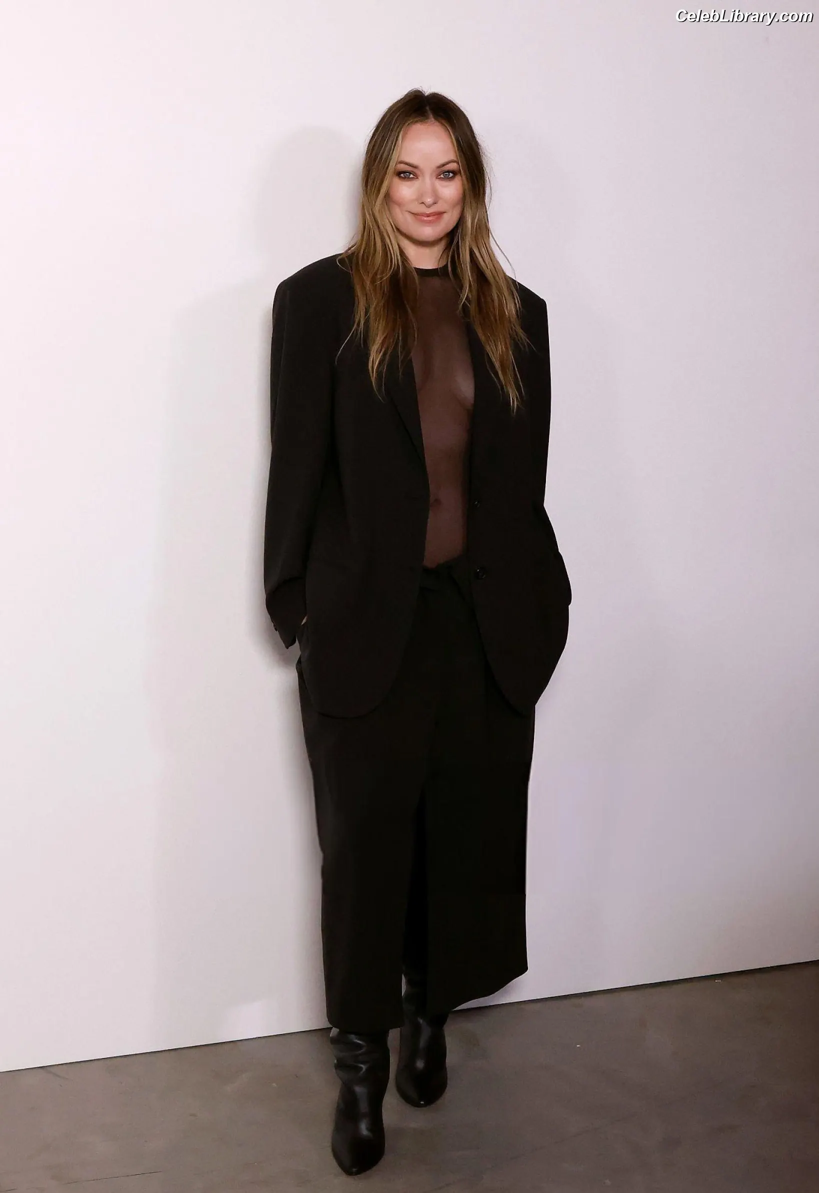Olivia Wilde photo 22 of 1242