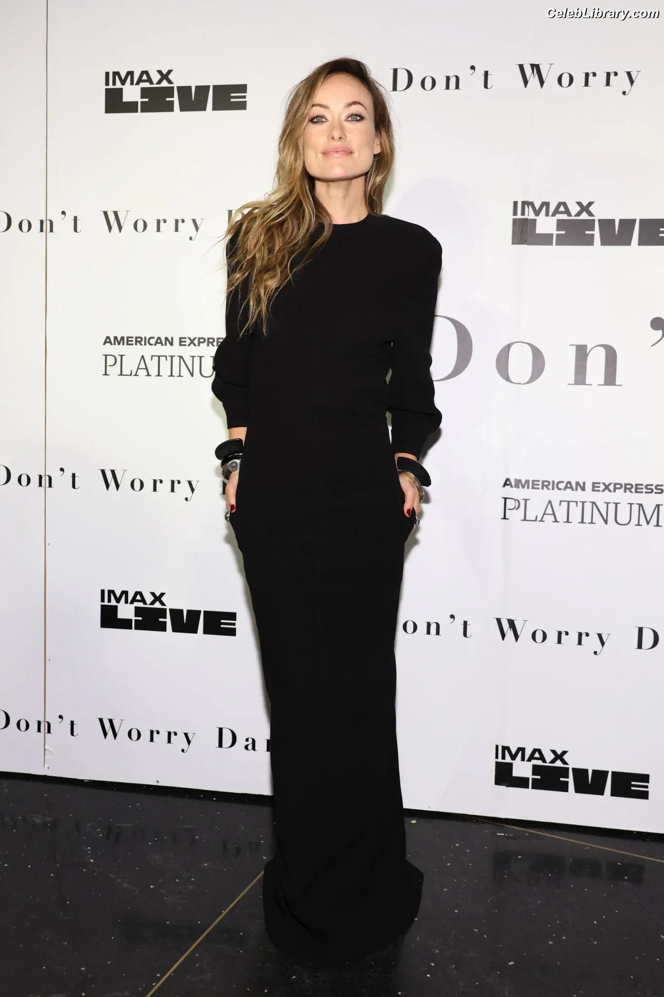 Olivia Wilde photo 19 of 1242