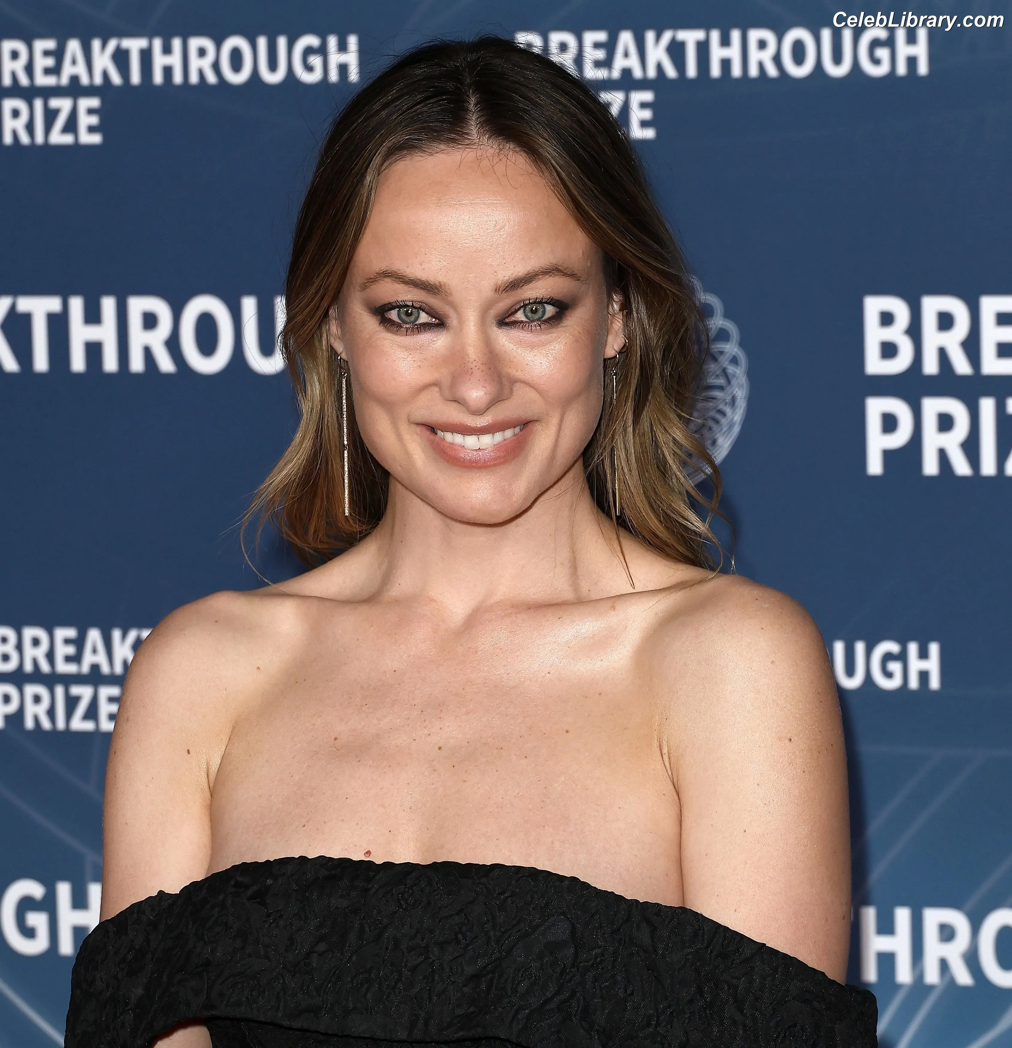 Olivia Wilde photo 15 of 1242