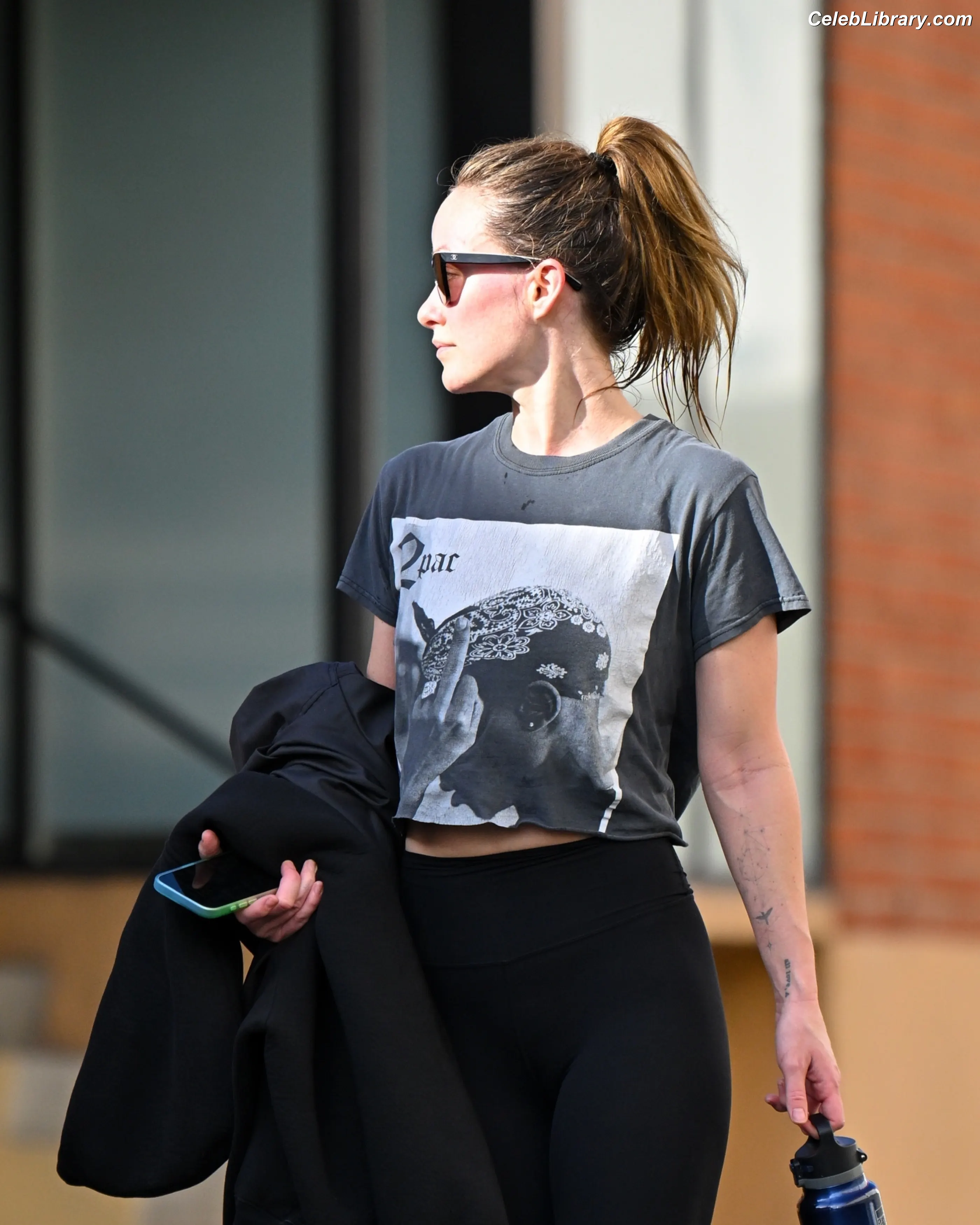 Olivia Wilde photo 16 of 1242