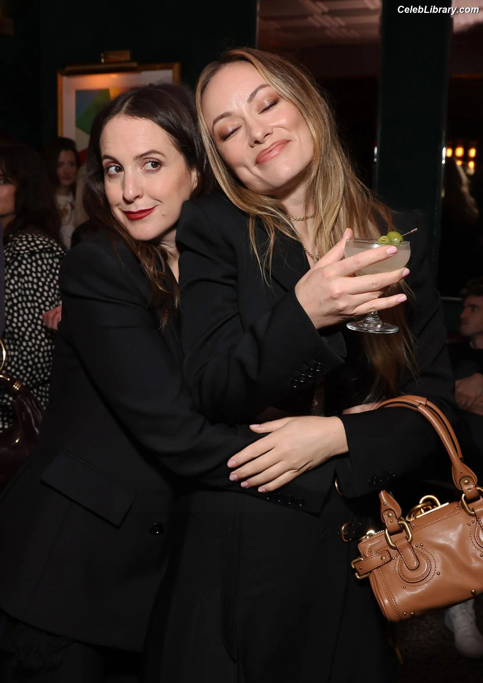 Olivia Wilde photo 4 of 1242