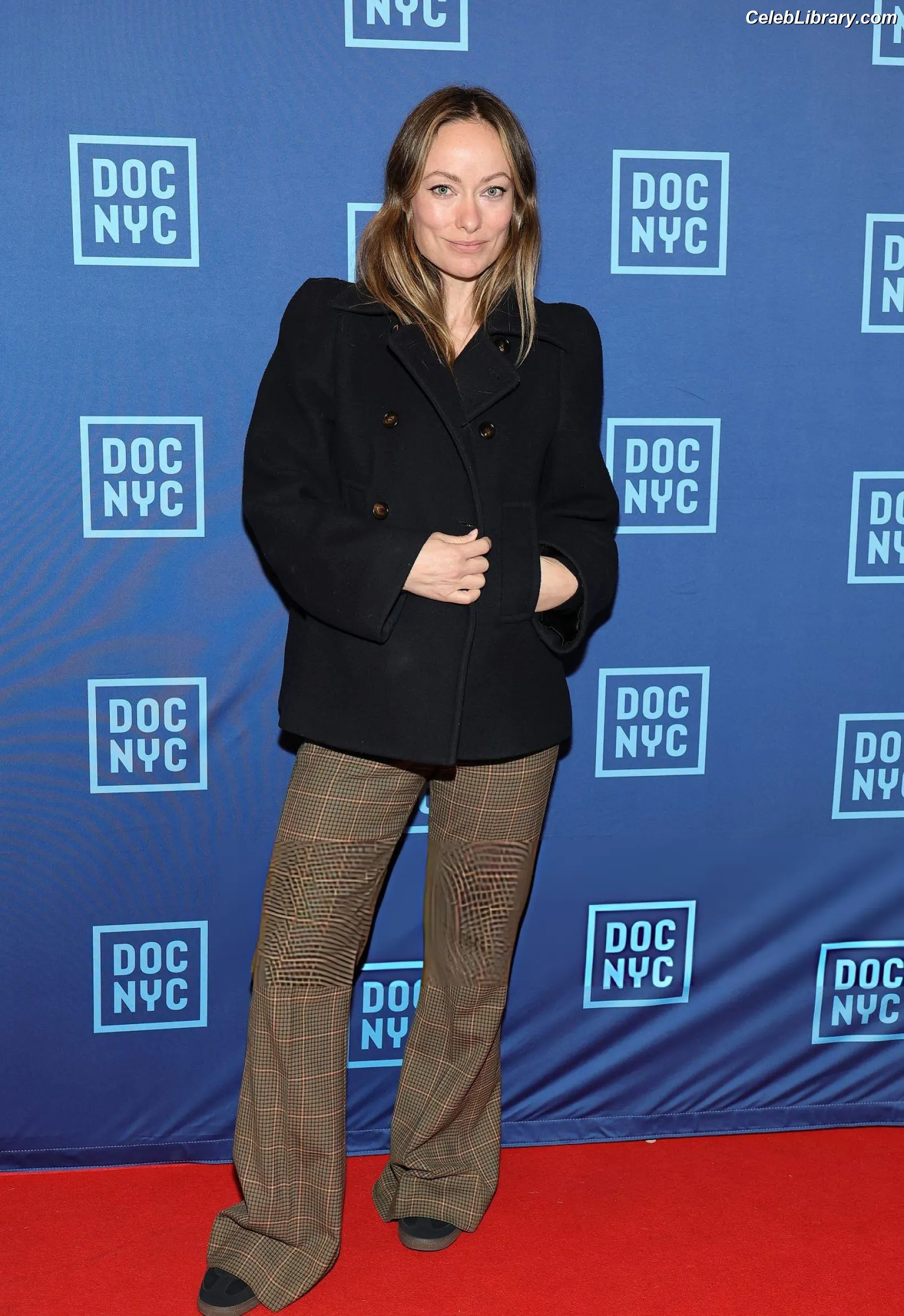Olivia Wilde photo 19 of 1242