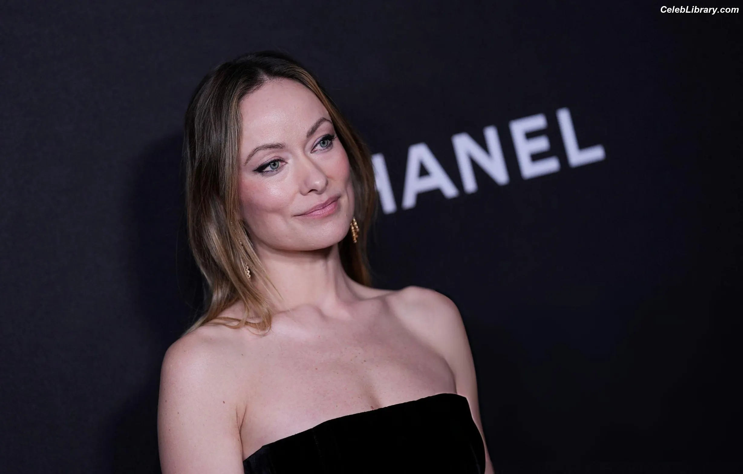 Olivia Wilde photo 16 of 1242