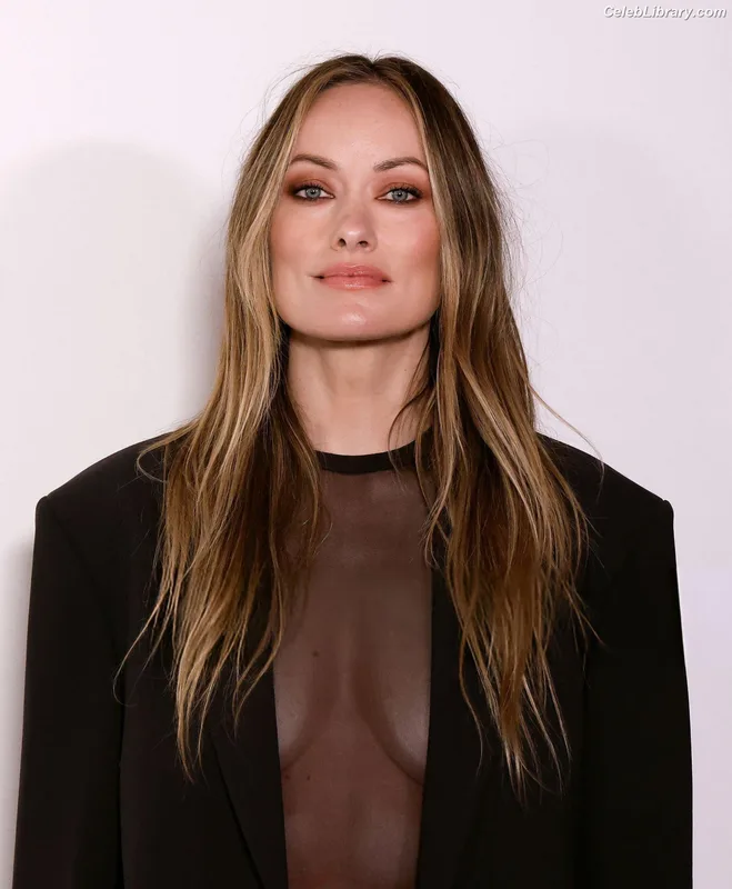 Olivia Wilde photo 24 of 1242