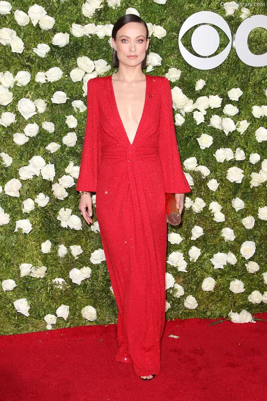 Olivia Wilde photo 18 of 1242