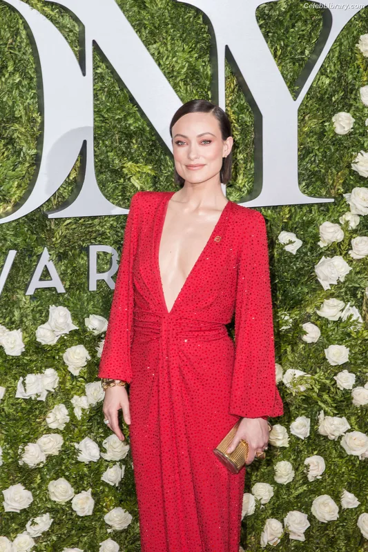 Olivia Wilde photo 19 of 1242