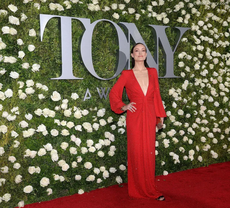 Olivia Wilde photo 22 of 1242