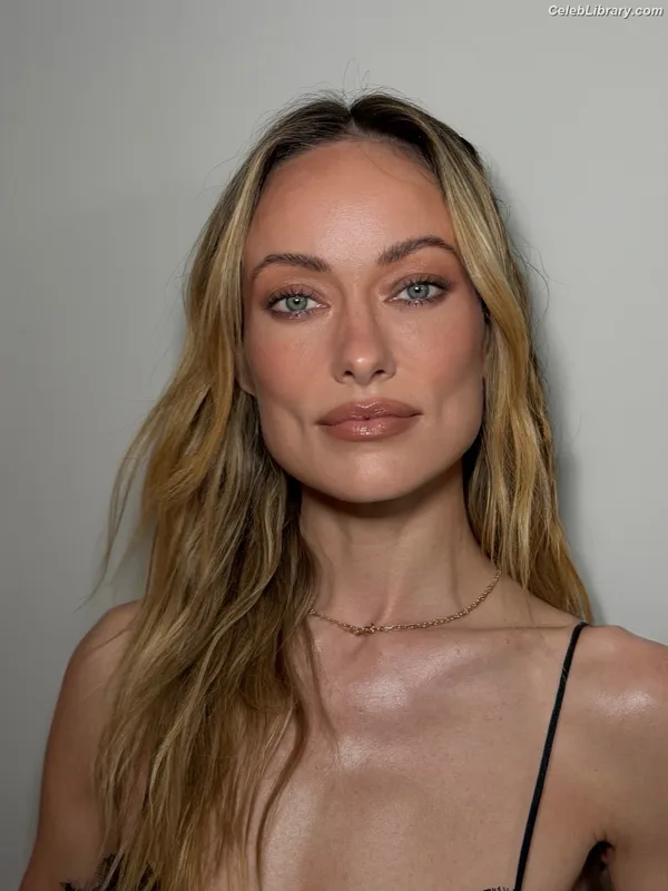 Olivia Wilde photo 15 of 1242