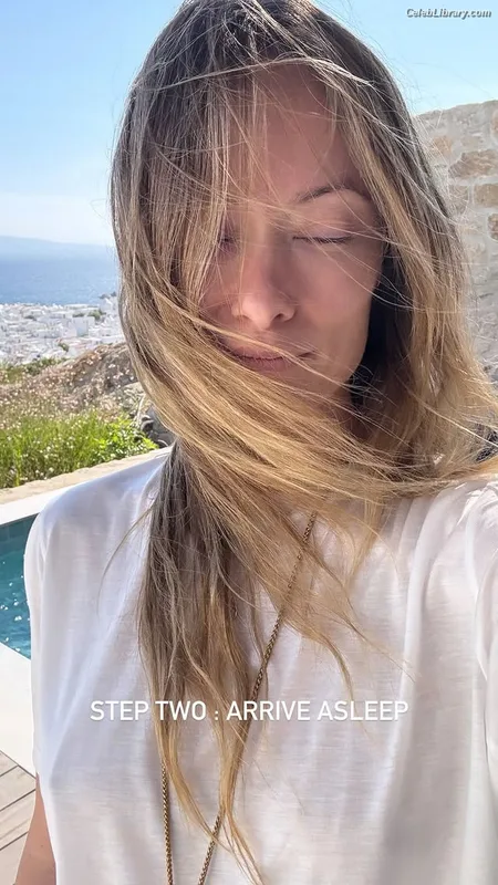 Olivia Wilde photo 23 of 1242