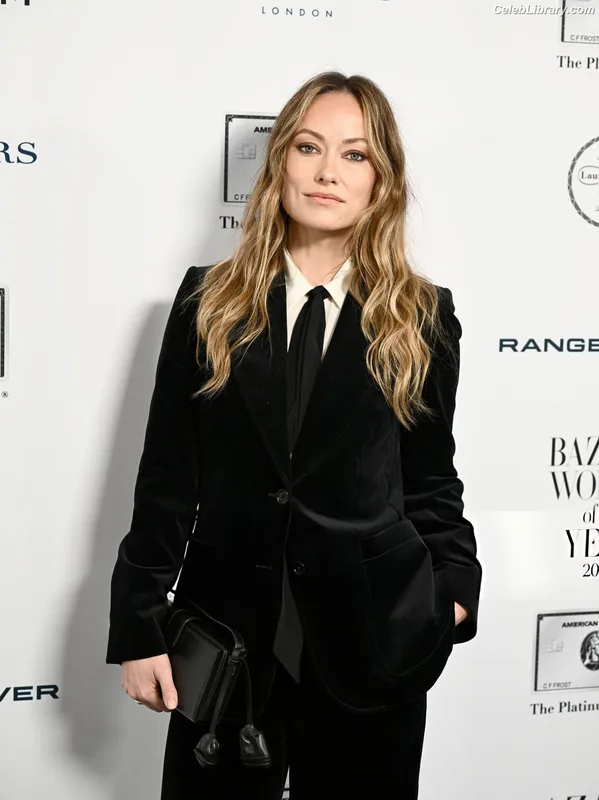 Olivia Wilde photo 7 of 1242