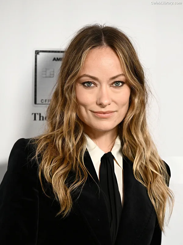 Olivia Wilde photo 9 of 1242