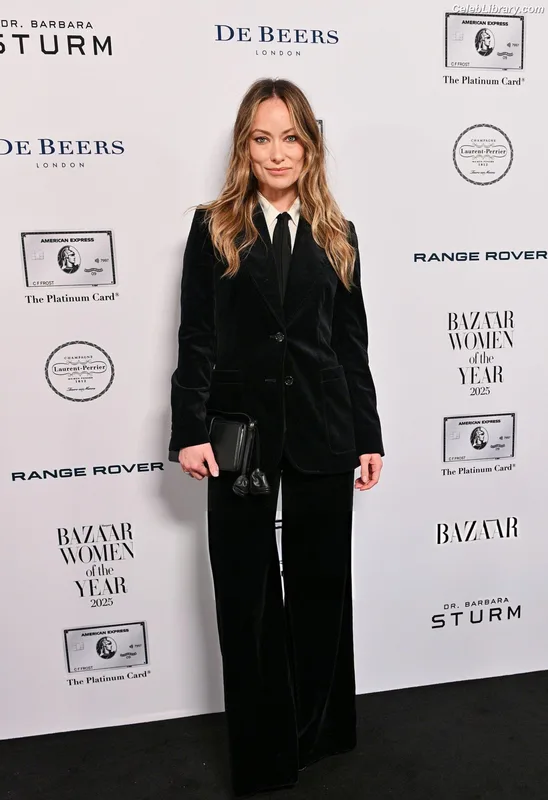 Olivia Wilde photo 17 of 1242