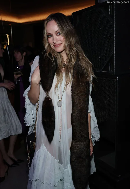 Olivia Wilde photo 24 of 1242
