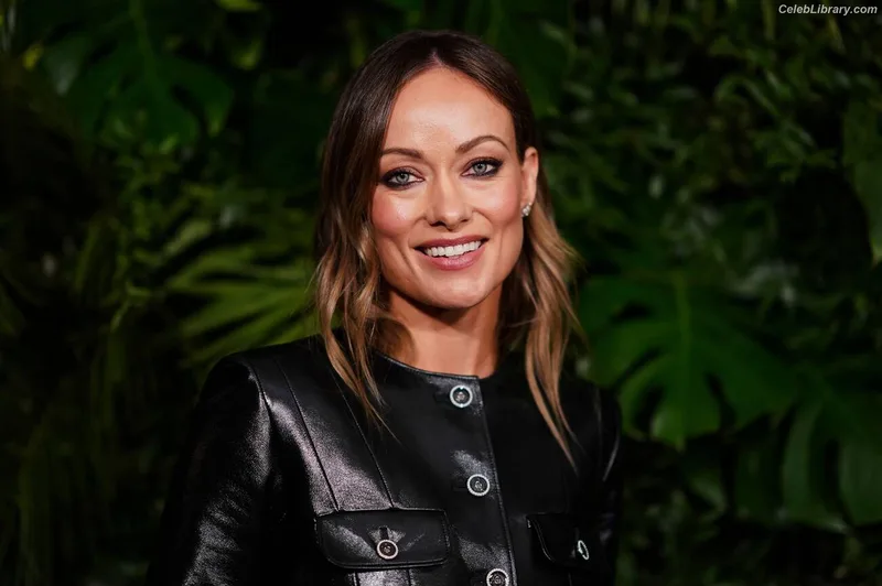 Olivia Wilde photo 23 of 1242