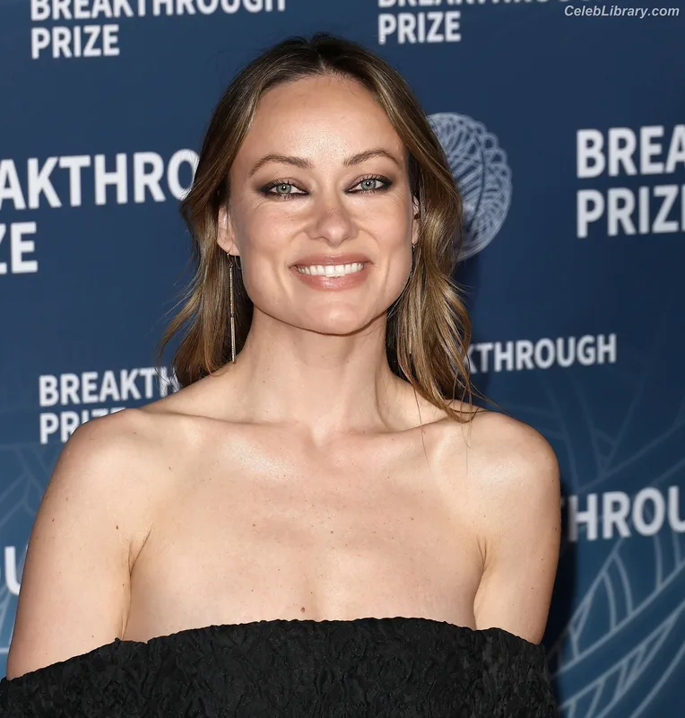 Olivia Wilde photo 15 of 1242
