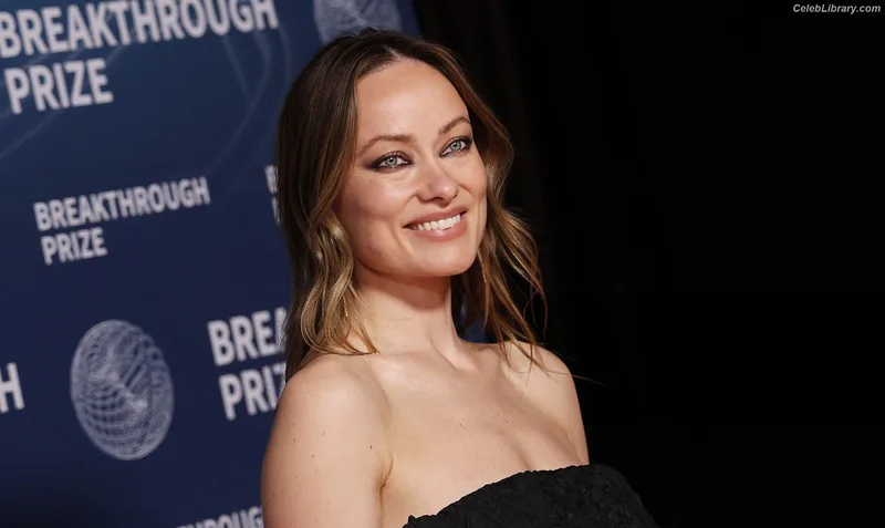 Olivia Wilde photo 18 of 1242