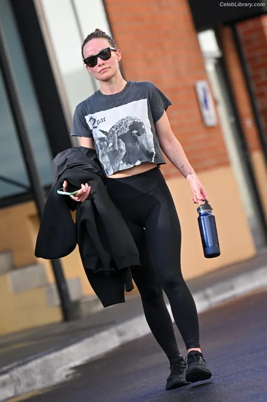 Olivia Wilde photo 11 of 1242
