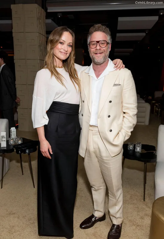 Olivia Wilde photo 8 of 1242