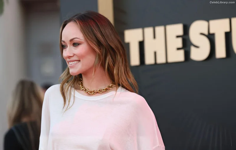 Olivia Wilde photo 10 of 1242