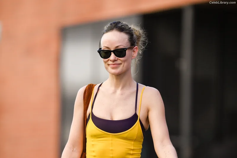 Olivia Wilde photo 20 of 1242