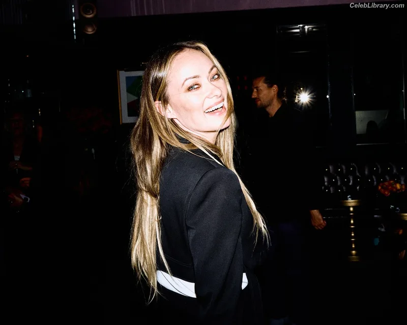 Olivia Wilde photo 20 of 1242