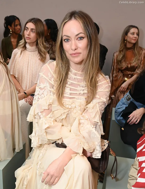Olivia Wilde photo 16 of 1242