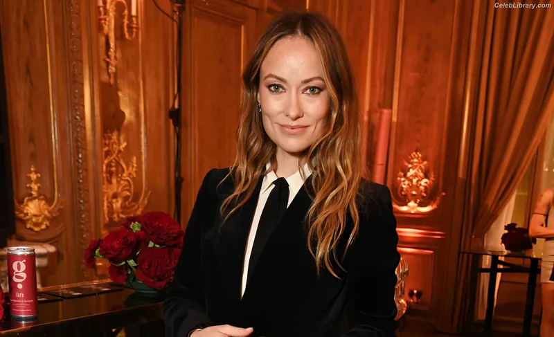 Olivia Wilde photo 16 of 1242