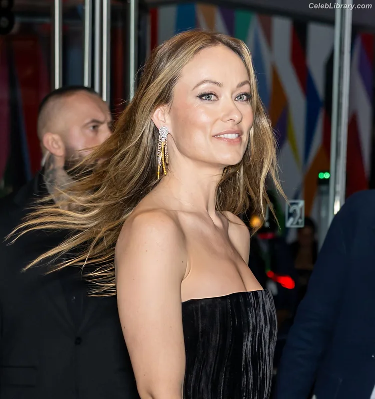 Olivia Wilde photo 22 of 1242