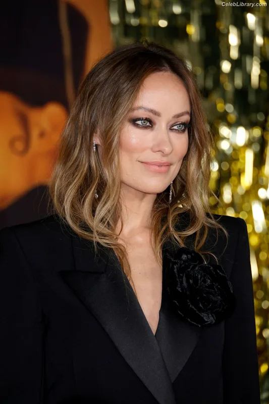 Olivia Wilde photo 9 of 1242
