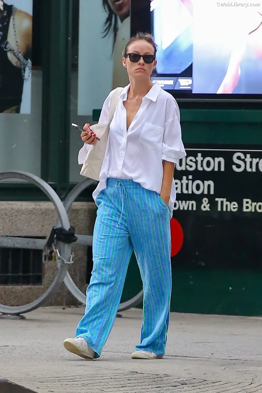 Olivia Wilde photo 7 of 1242