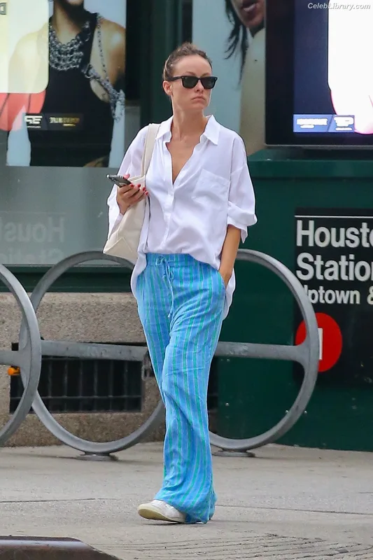 Olivia Wilde photo 10 of 1242
